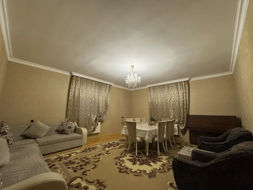 Bakı, Binəqədi, Biləcəri Həyət evi