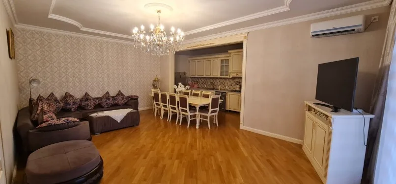 Bakı, Abşeron, Novxanı Həyət evi