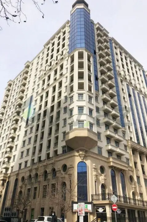 Nəsimi, 1-ci mikrorayon, 28 May m. metrosu Mənzil