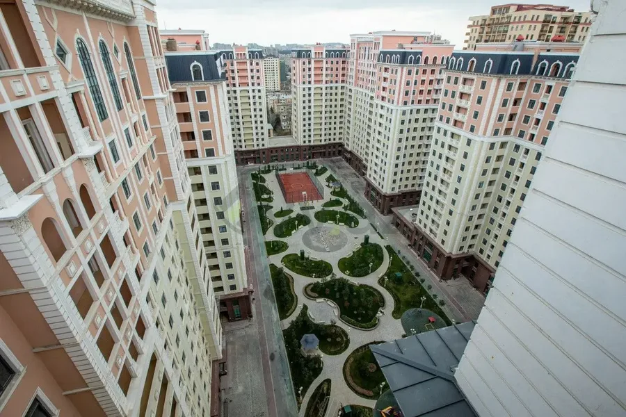 Yasamal, Yasamal qəs., Elmlər Akademiyası m. metrosu Mənzil