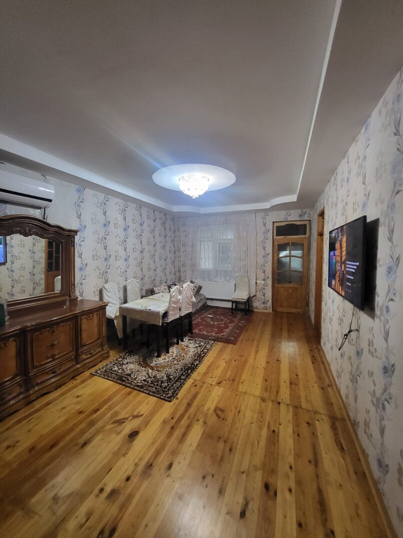 4 otaqlı Ev/villa satılır Sumqayıt, 49-cu məhəllə – 70 000 ₼