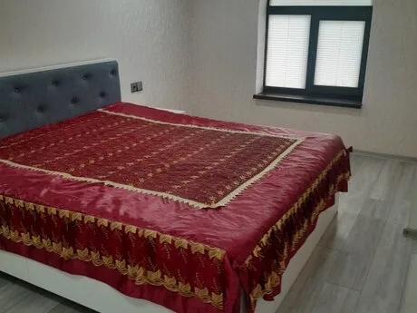 3 otaqlı Mənzil kirayə verilir Salah Salahov küç. – 500 ₼/ay